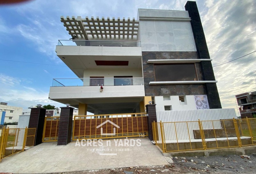 Triplex House for Sale-1