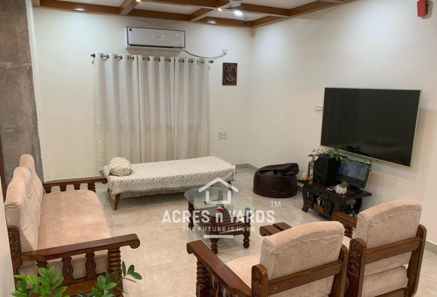 Triplex House for Sale-4