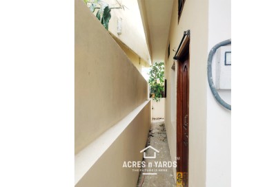 Independent house for sale