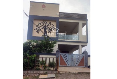 Independent house for sale